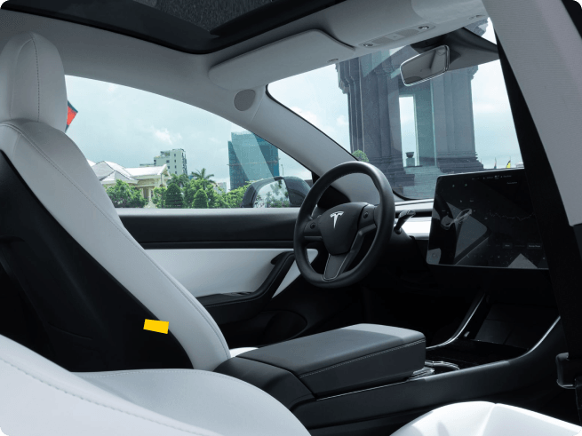 Tesla Y Interior