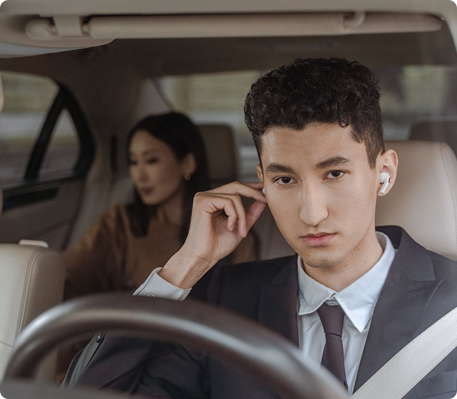 Setting The Benchmark In Luxury Chauffeur Services