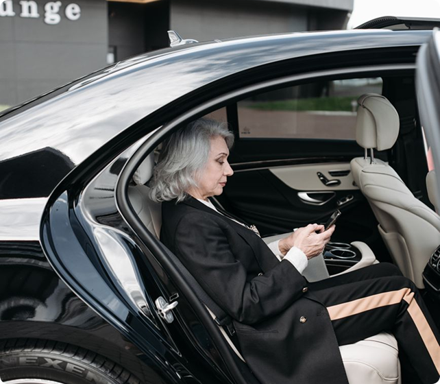 Setting The Benchmark In Luxury Chauffeur Services