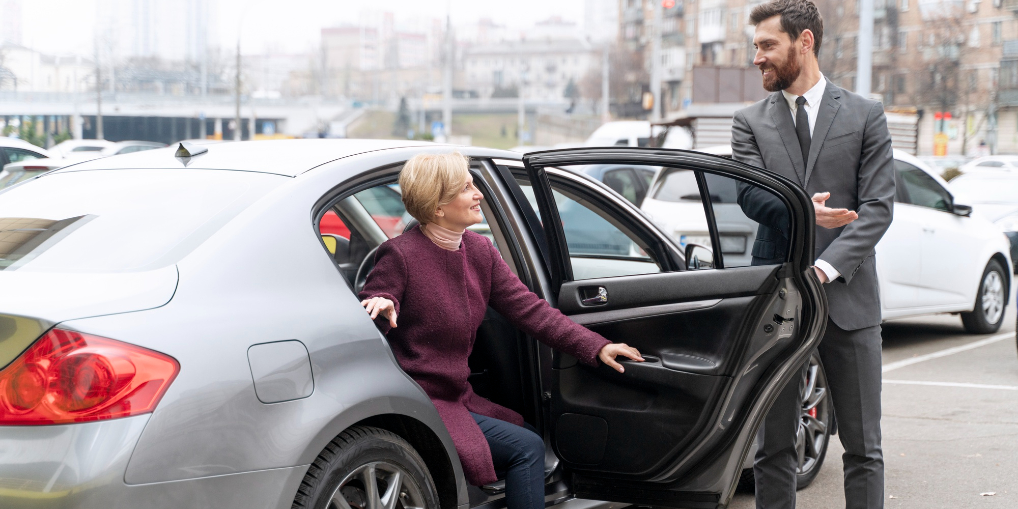 How To Get A Luxury Ride In A New London Taxi Cab For Less - pwheenb